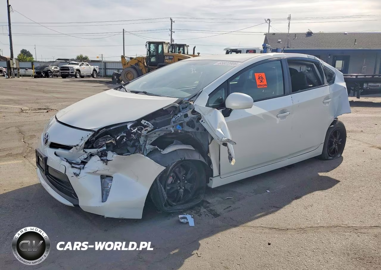 2015 Toyota Prius Two VIN:JTDKN3DU6F1885607 - 1