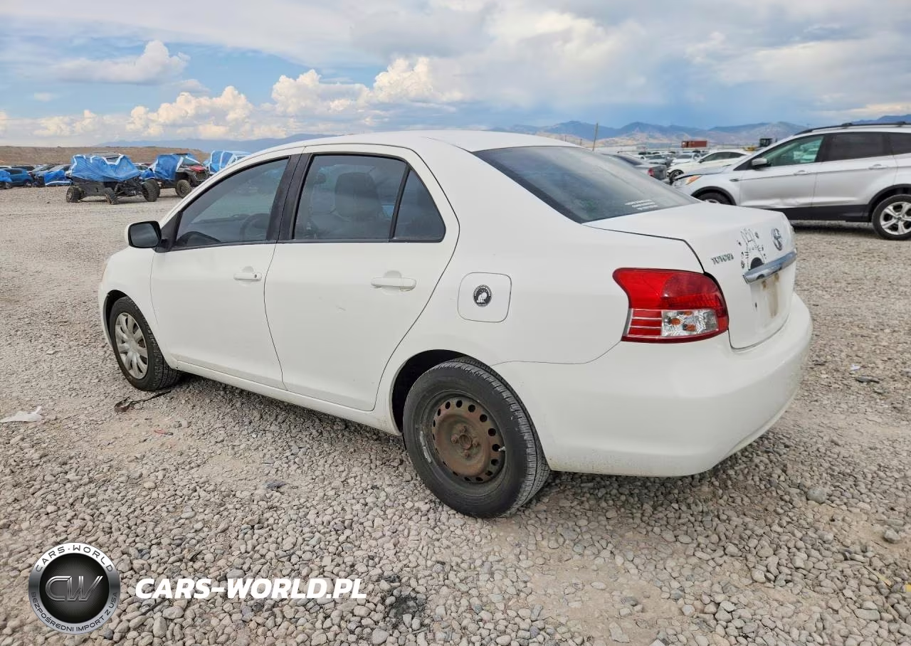 2008 Toyota Yaris Base VIN:JTDBT923781212217 - 2