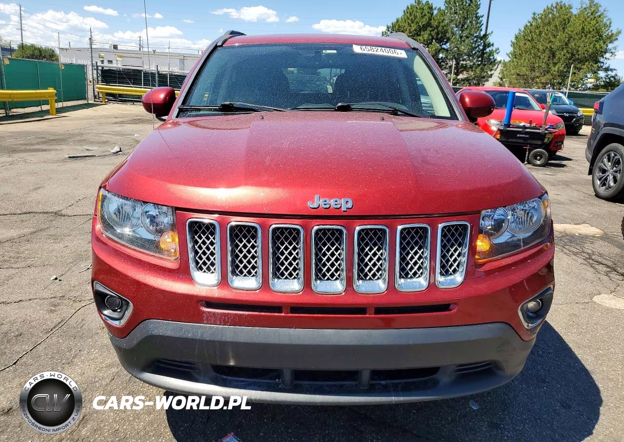 2017 Jeep Compass Latitude VIN:1C4NJDEBXHD128366 - 5