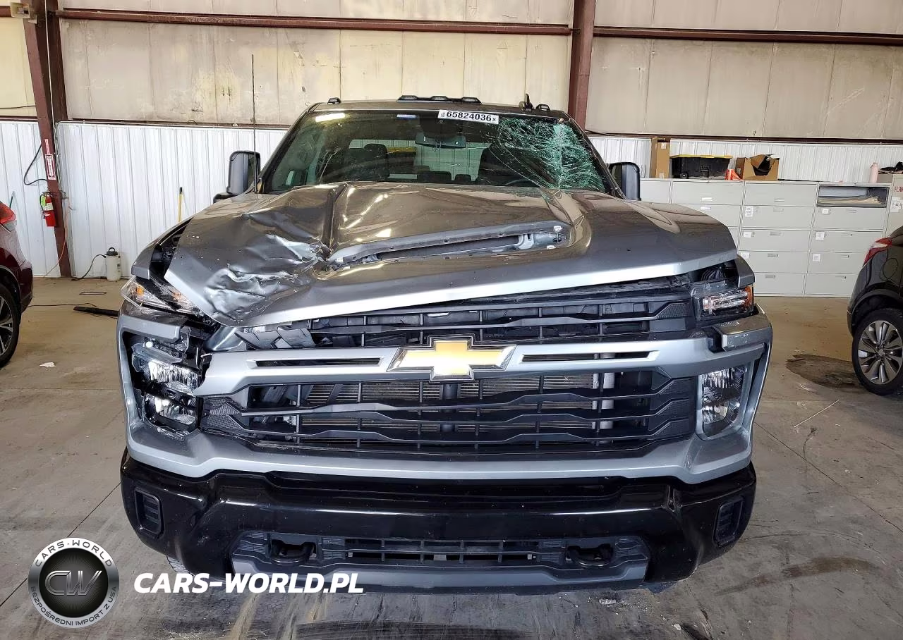 2024 Chevrolet Silverado K2500 Custom VIN:2GC4YME7XR1188048 - 5