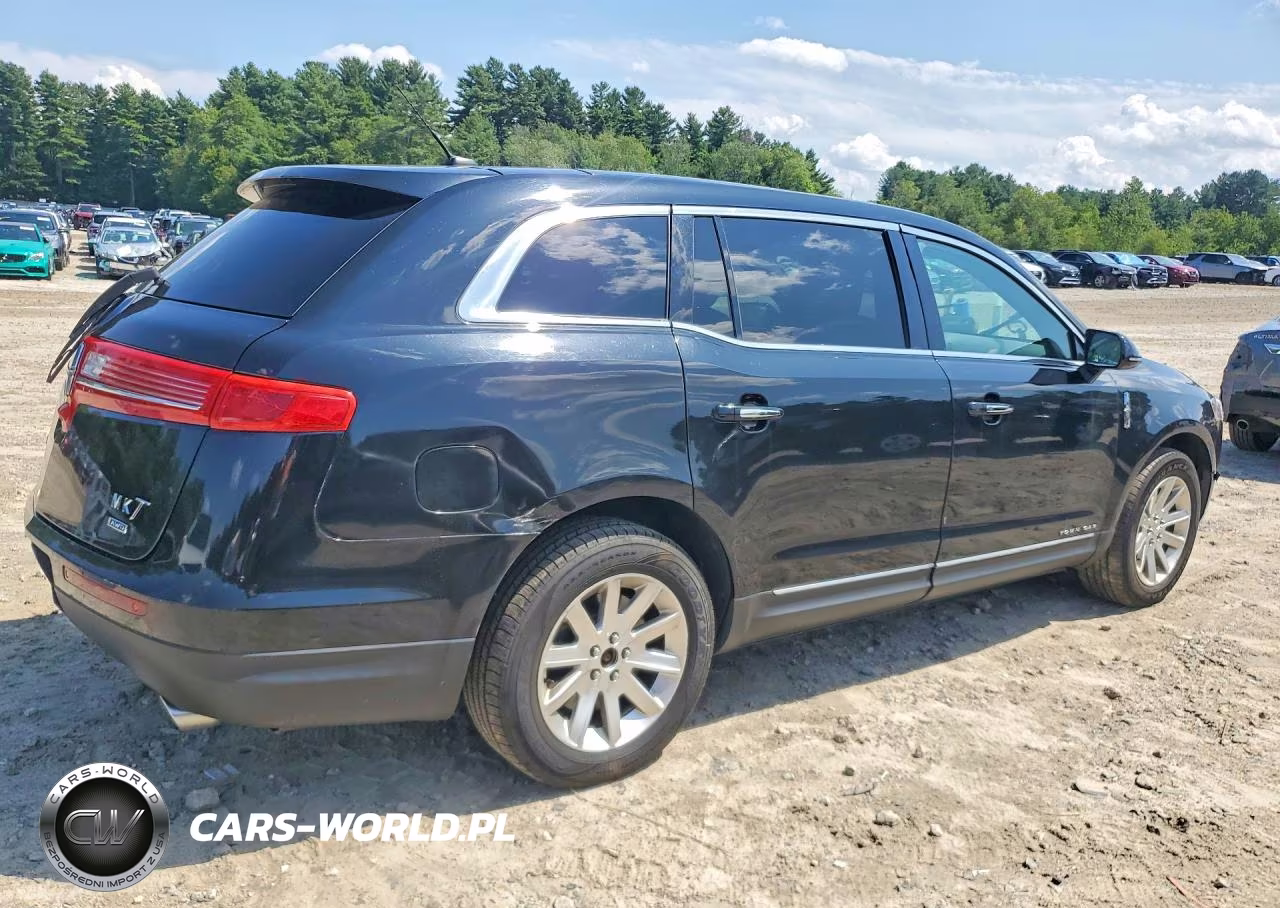 2017 Lincoln Mkt VIN:2LMHJ5NK9HBL00282 - 3
