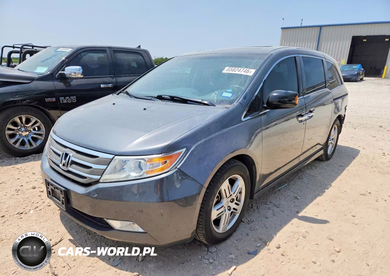 2012 Honda Odyssey Touring – zdjęcie 1 z 12