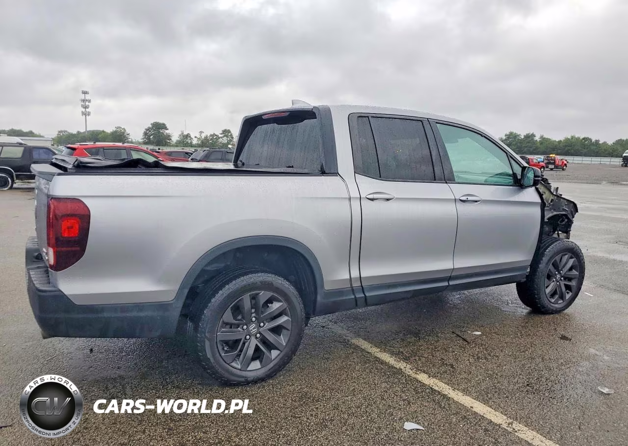 2021 Honda Ridgeline Sport VIN:5FPYK3F15MB005773 - 3