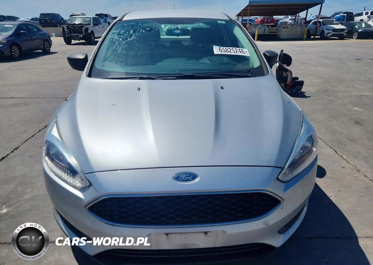 2018 Ford Focus S VIN:1FADP3E28JL222588 - 5
