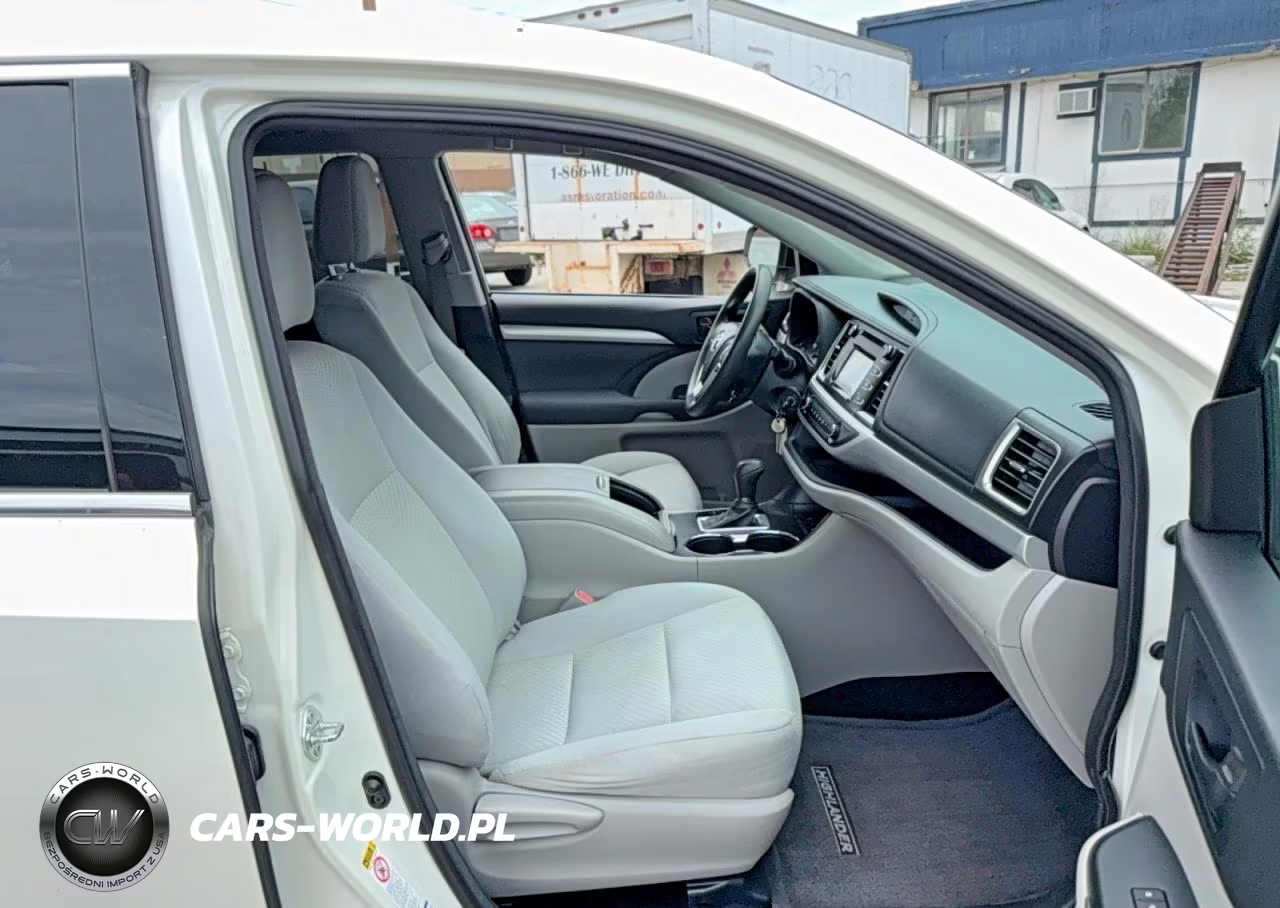 2014 Toyota Highlander Le VIN:5TDBKRFH1ES015566 - 5