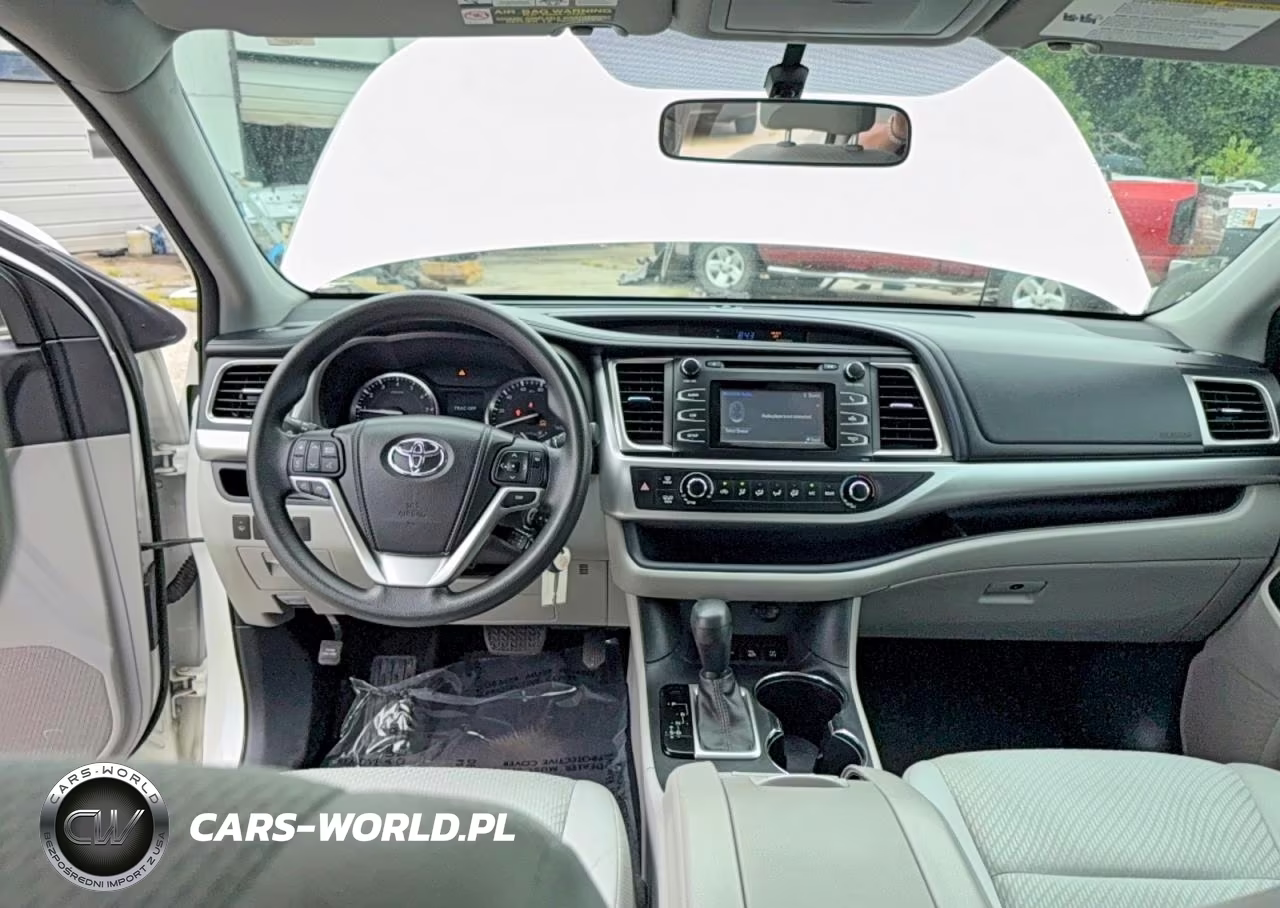 2014 Toyota Highlander Le VIN:5TDBKRFH1ES015566 - 9