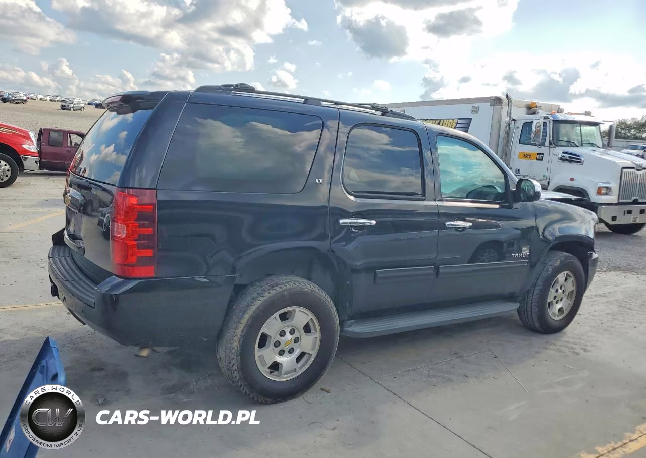 2013 Chevrolet Tahoe K1500 Lt VIN:1GNSKBE00DR215961 - 3