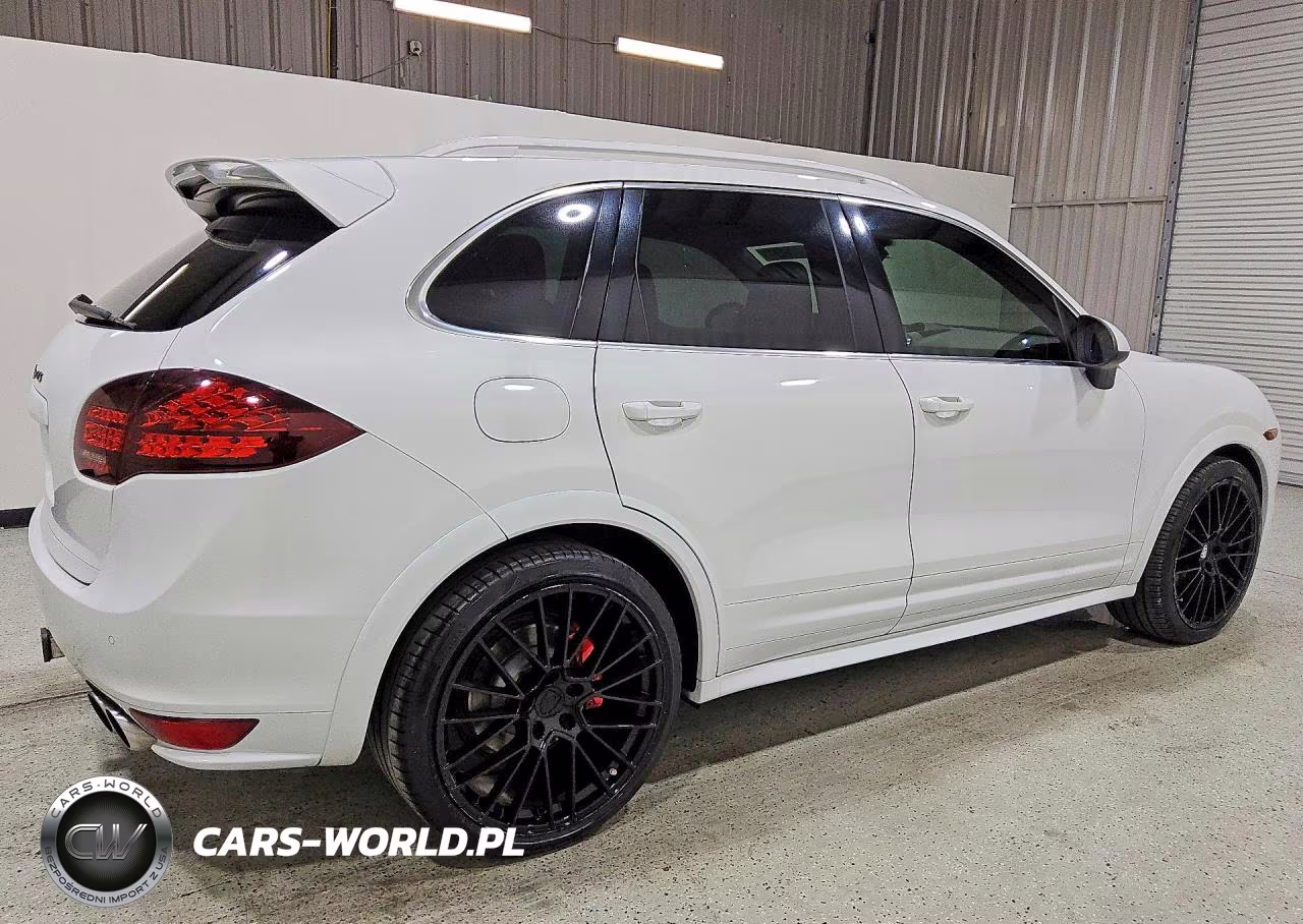 2014 Porsche Cayenne Gts VIN:WP1AD2A20ELA73569 - 3