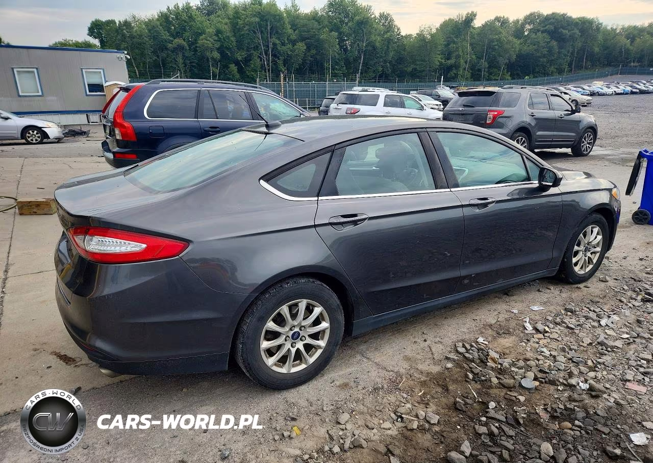 2016 Ford Fusion S VIN:3FA6P0G75GR250925 - 3