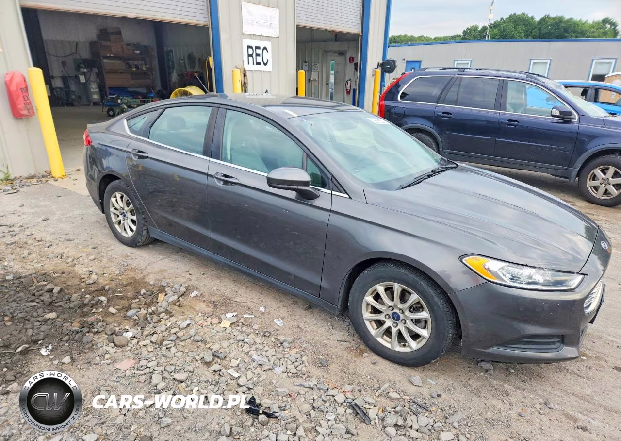 2016 Ford Fusion S VIN:3FA6P0G75GR250925 - 4