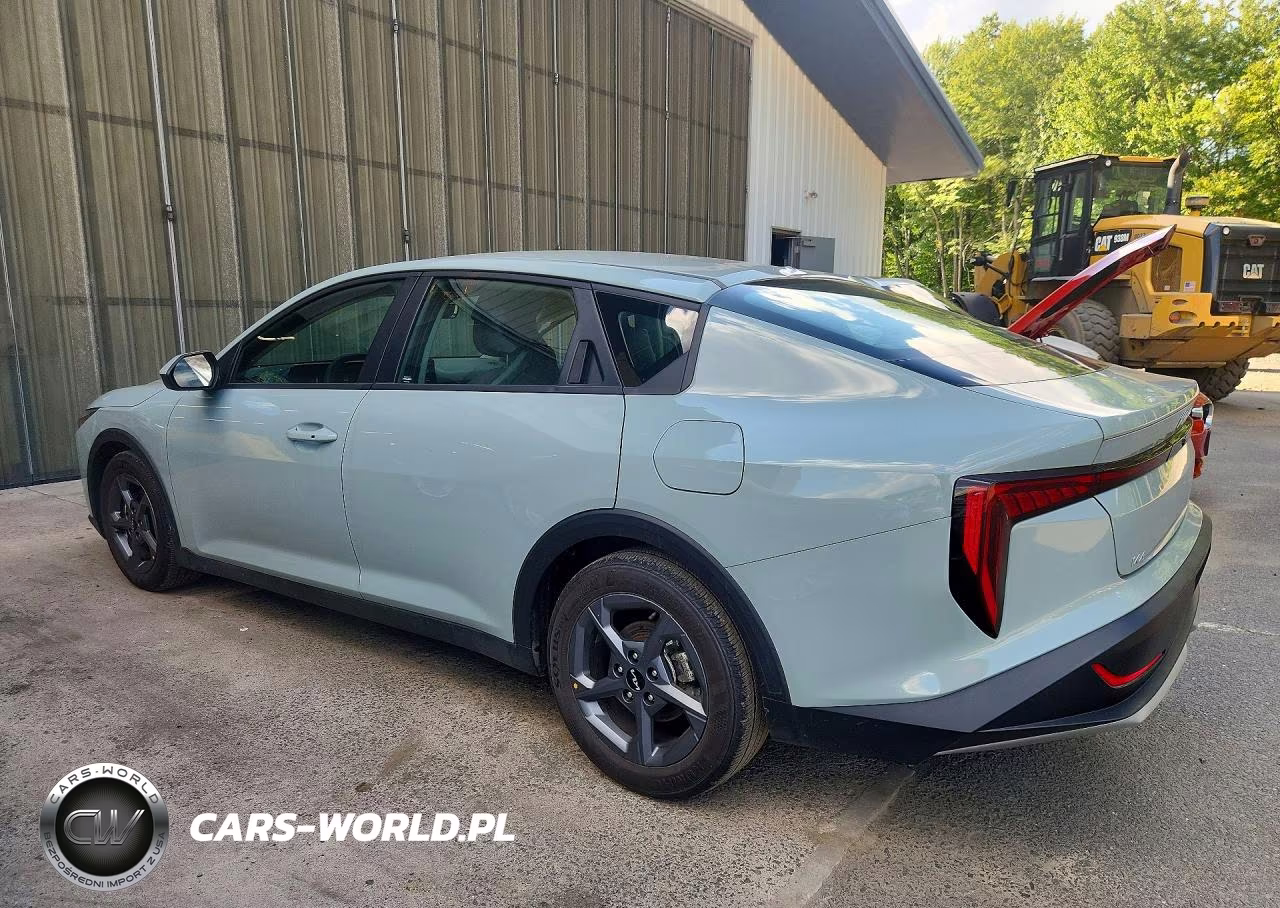 2025 Kia K4 Lxs VIN:3KPFT4DE2SE111335 - 2