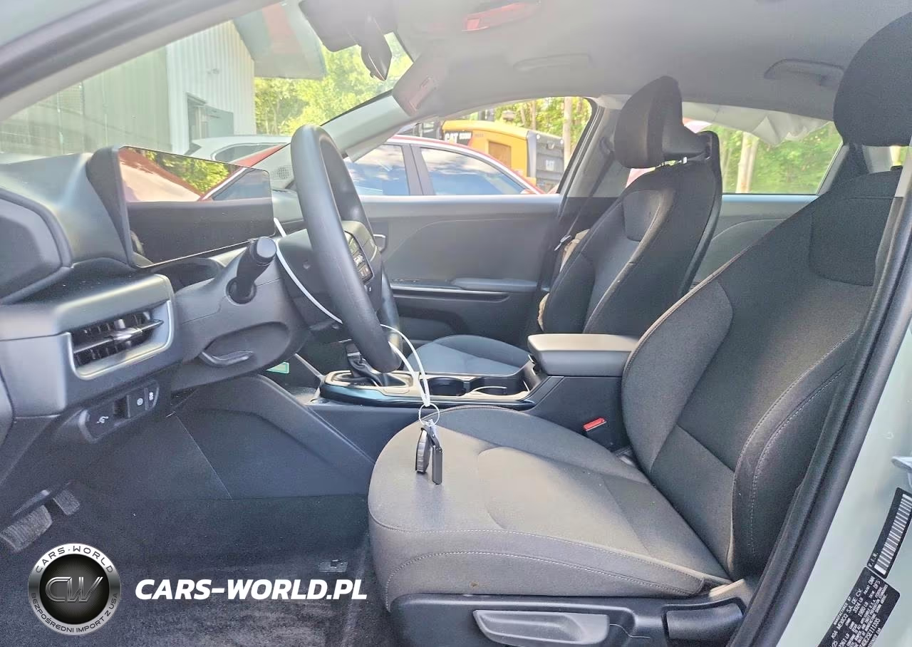 2025 Kia K4 Lxs VIN:3KPFT4DE2SE111335 - 7