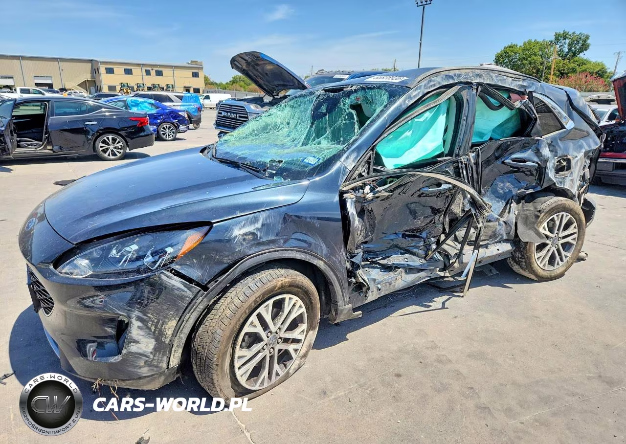2022 Ford Escape Sel