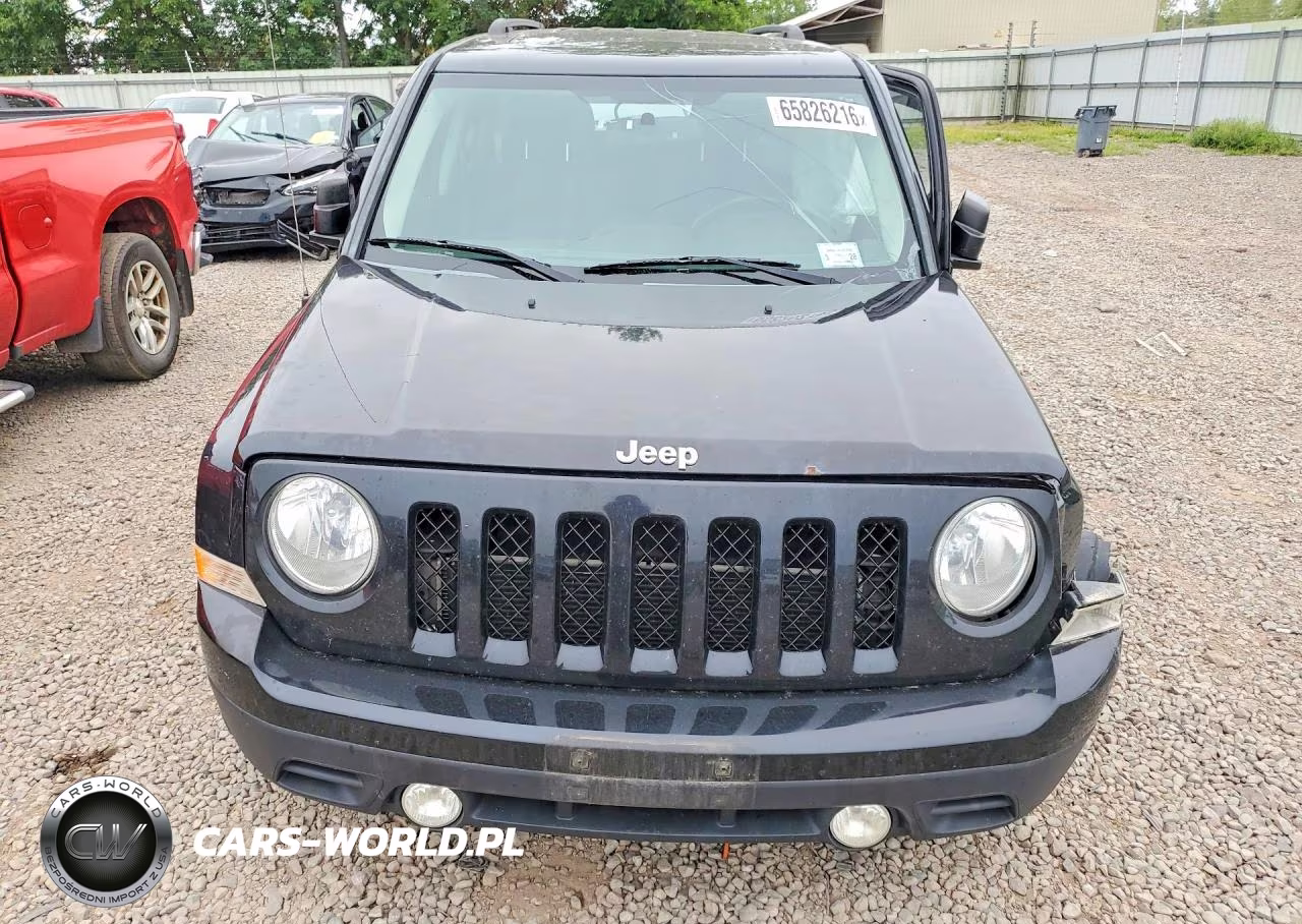2015 Jeep Patriot Latitude VIN:1C4NJRFB1FD425714 - 5