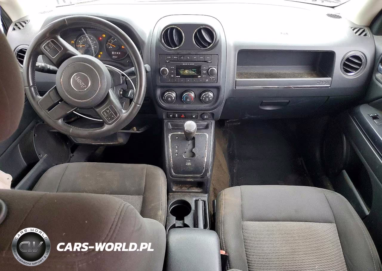 2015 Jeep Patriot Latitude VIN:1C4NJRFB1FD425714 - 8