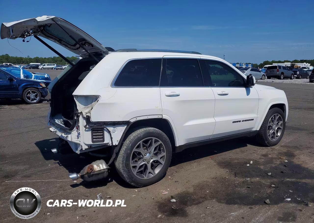 2018 Jeep Grand Cherokee Limited VIN:1C4RJEBG6JC197090 - 3