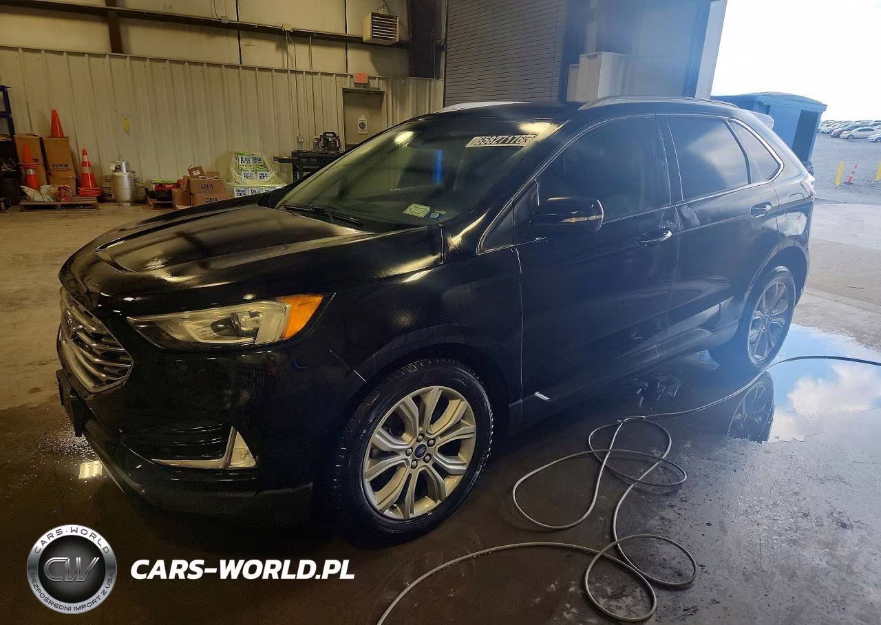 2019 Ford Edge Titanium