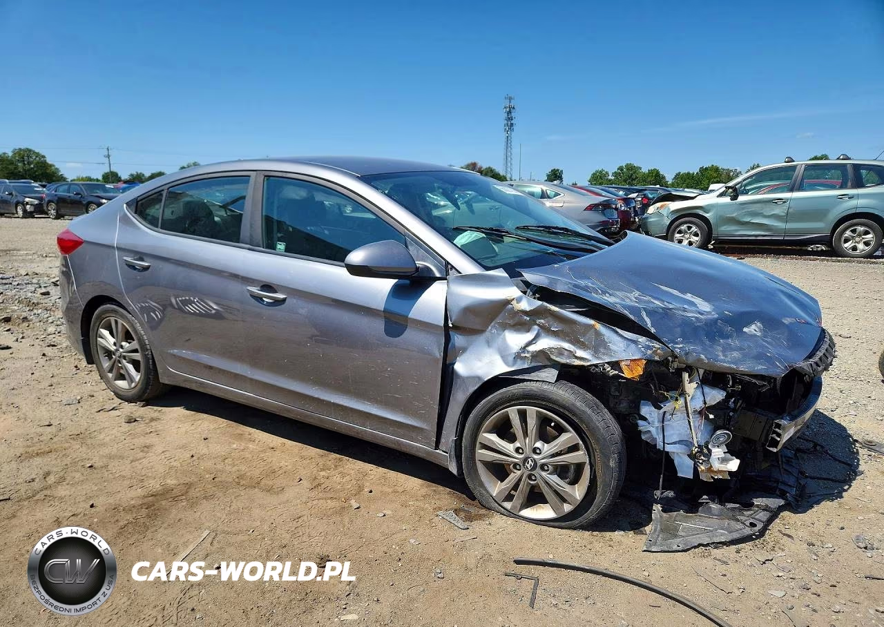 2018 Hyundai Elantra Sel VIN:5NPD84LFXJH323199 - 4