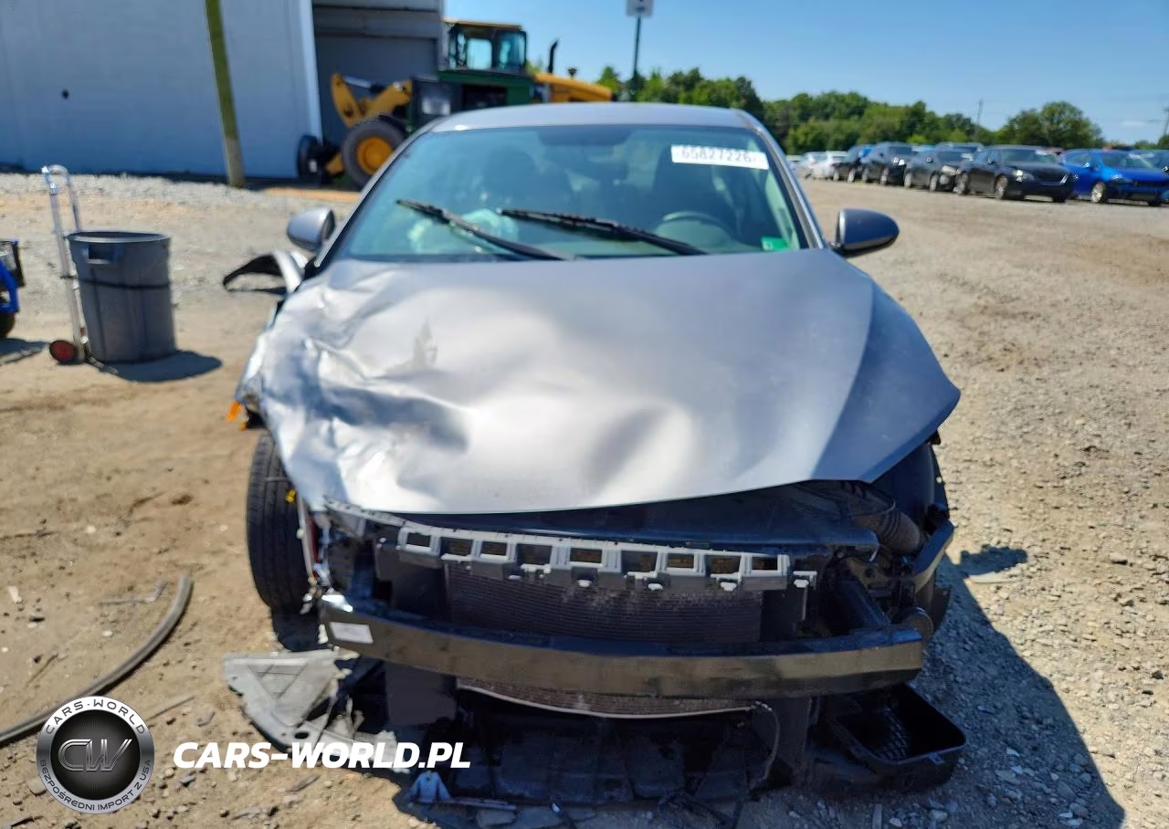 2018 Hyundai Elantra Sel VIN:5NPD84LFXJH323199 - 5