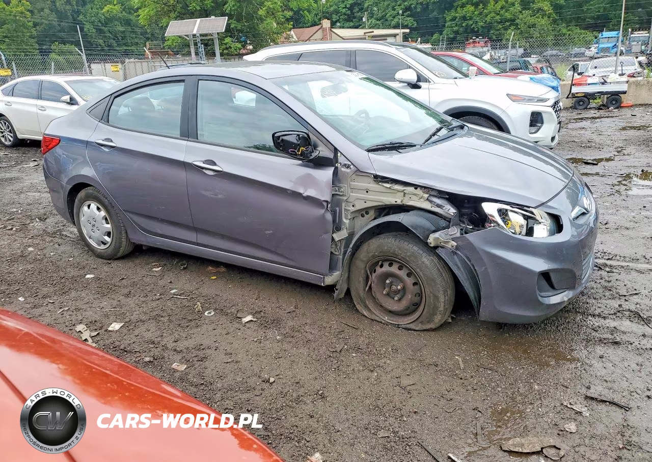 2014 Hyundai Accent Gls VIN:KMHCT4AEXEU612143 - 4