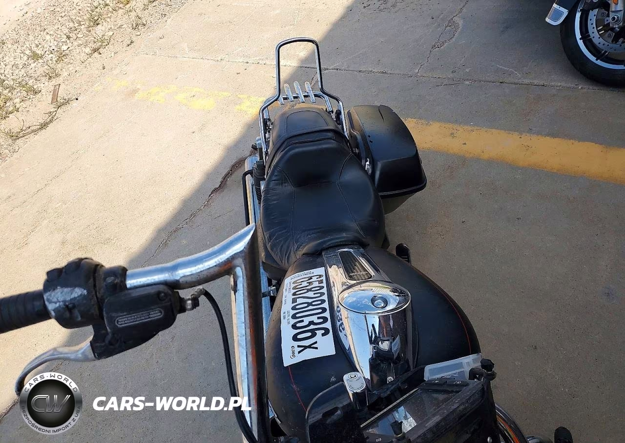 2014 Harley-Davidson Flhxs Street Glide Special VIN:1HD1KRM11EB698604 - 5