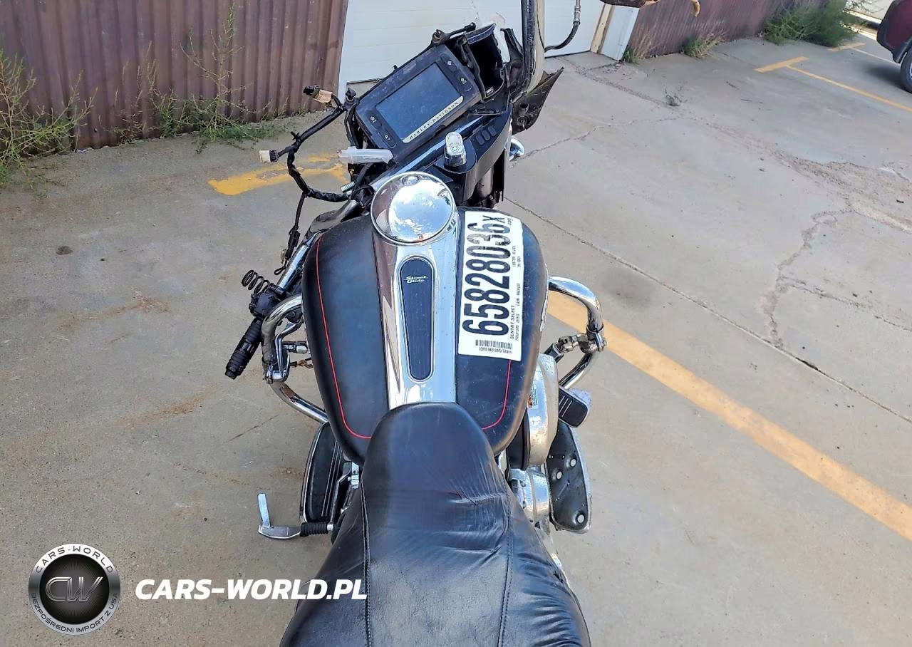2014 Harley-Davidson Flhxs Street Glide Special VIN:1HD1KRM11EB698604 - 6