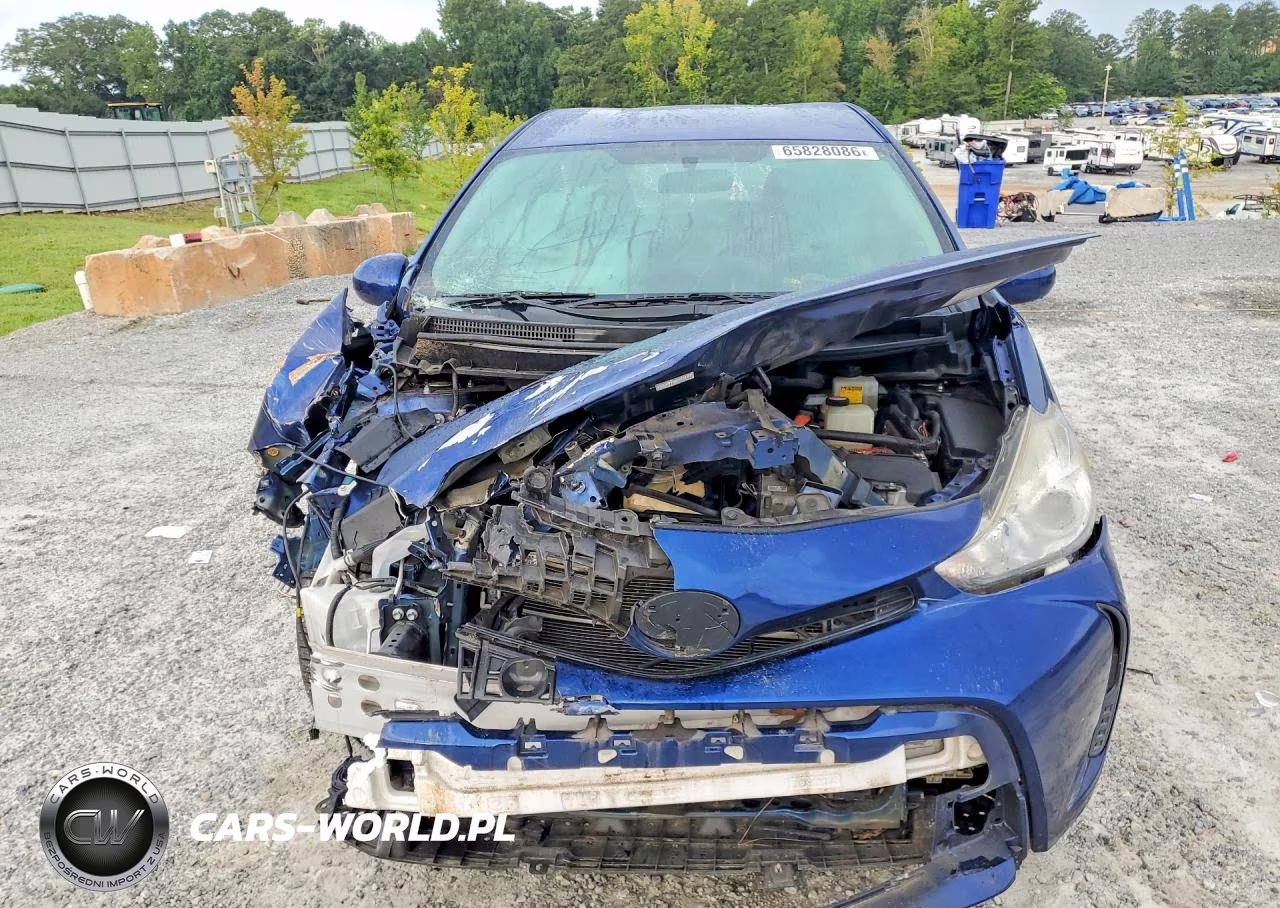 2016 Toyota Prius V Two VIN:JTDZN3EU5GJ044585 - 5