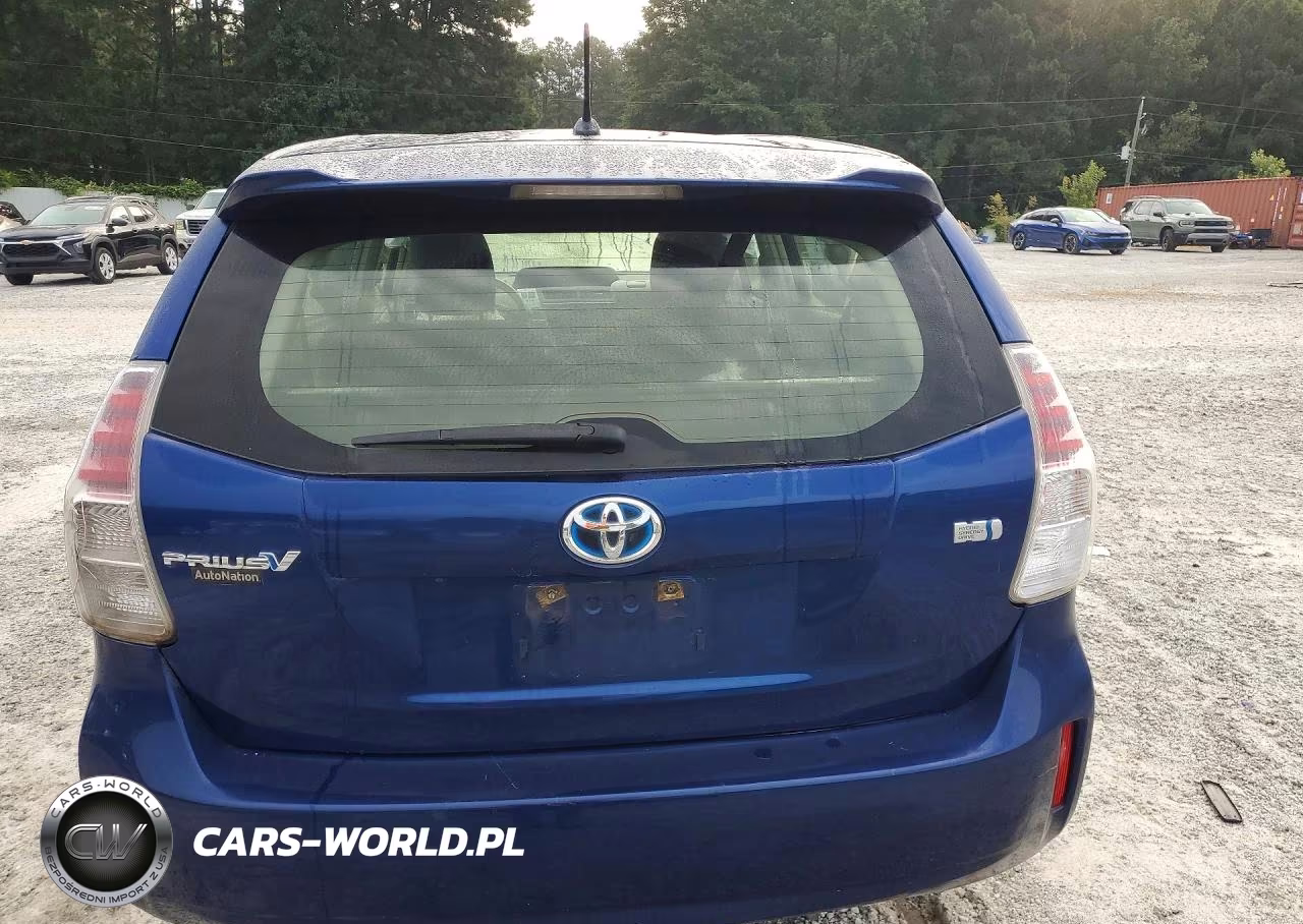 2016 Toyota Prius V Two VIN:JTDZN3EU5GJ044585 - 6