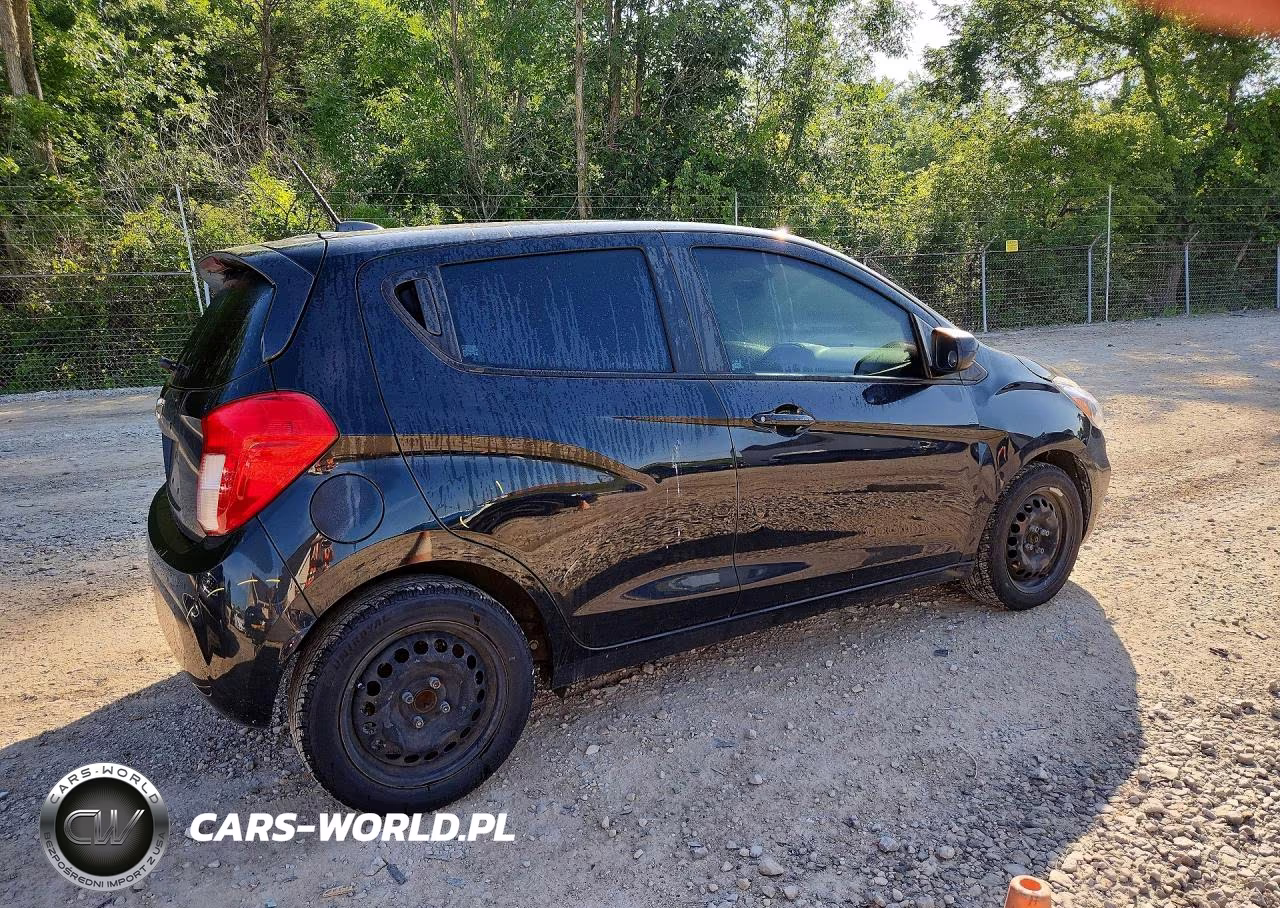 2020 Chevrolet Spark Ls VIN:KL8CB6SA3LC424882 - 3