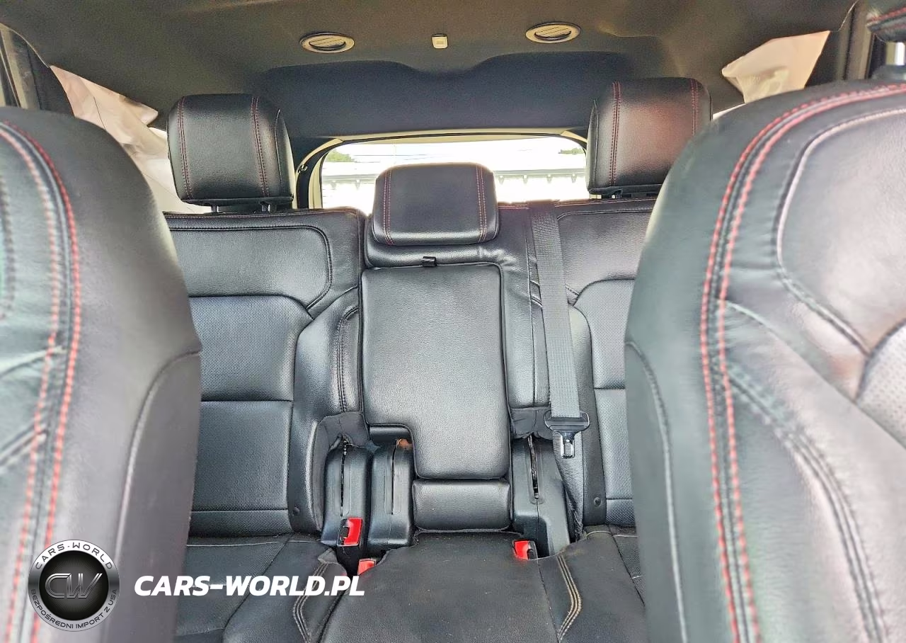 2018 Ford Explorer Sport VIN:1FM5K8GT4JGC63109 - 10