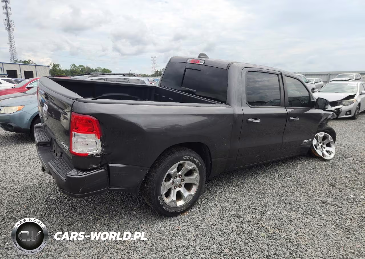 2019 Ram 1500 Big Horn-Lone Star VIN:1C6SRFFT6KN849713 - 3