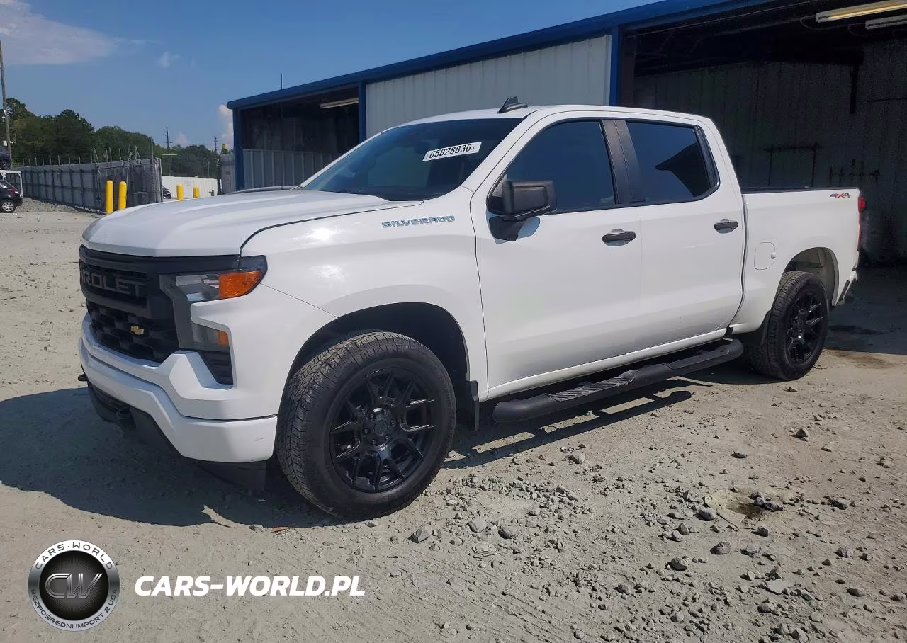 2022 Chevrolet Silverado K1500 Custom – zdjęcie 1 z 12