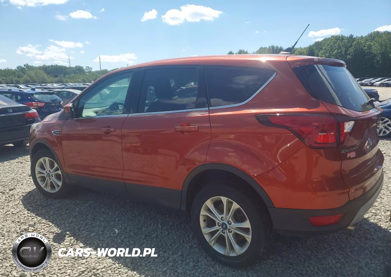2019 Ford Escape Se VIN:1FMCU9GD4KUB09633 - 2