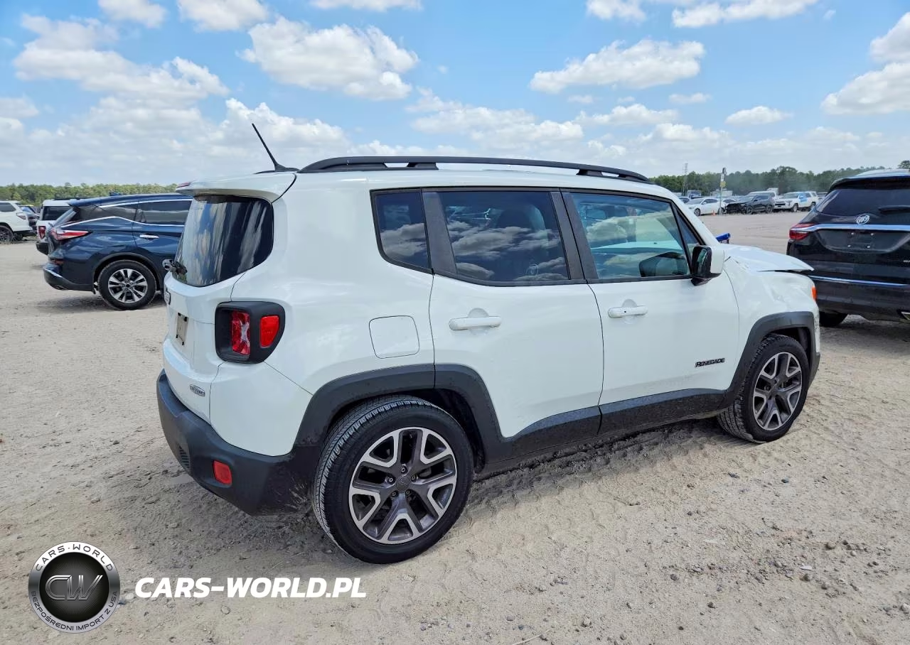 2015 Jeep Renegade Latitude VIN:ZACCJABT4FPC08845 - 3