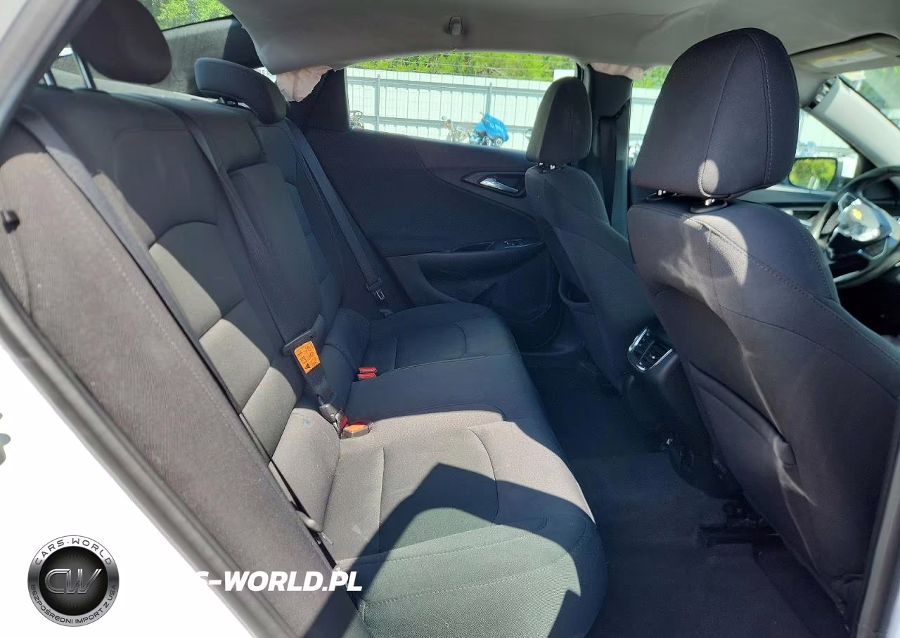 2017 Chevrolet Malibu Lt VIN:1G1ZE5ST7HF214112 - 10