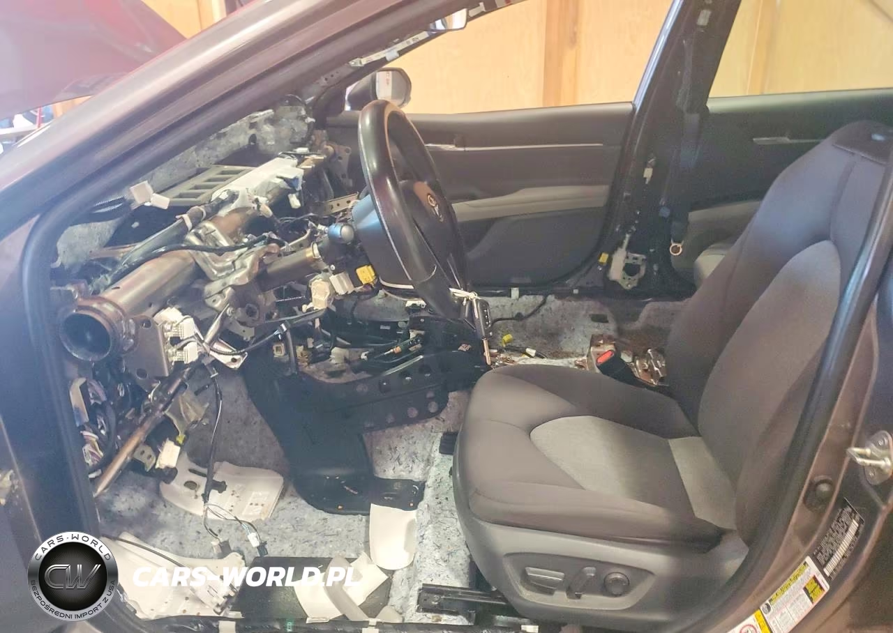 2019 Toyota Camry Le VIN:4T1B11HK1KU680399 - 7