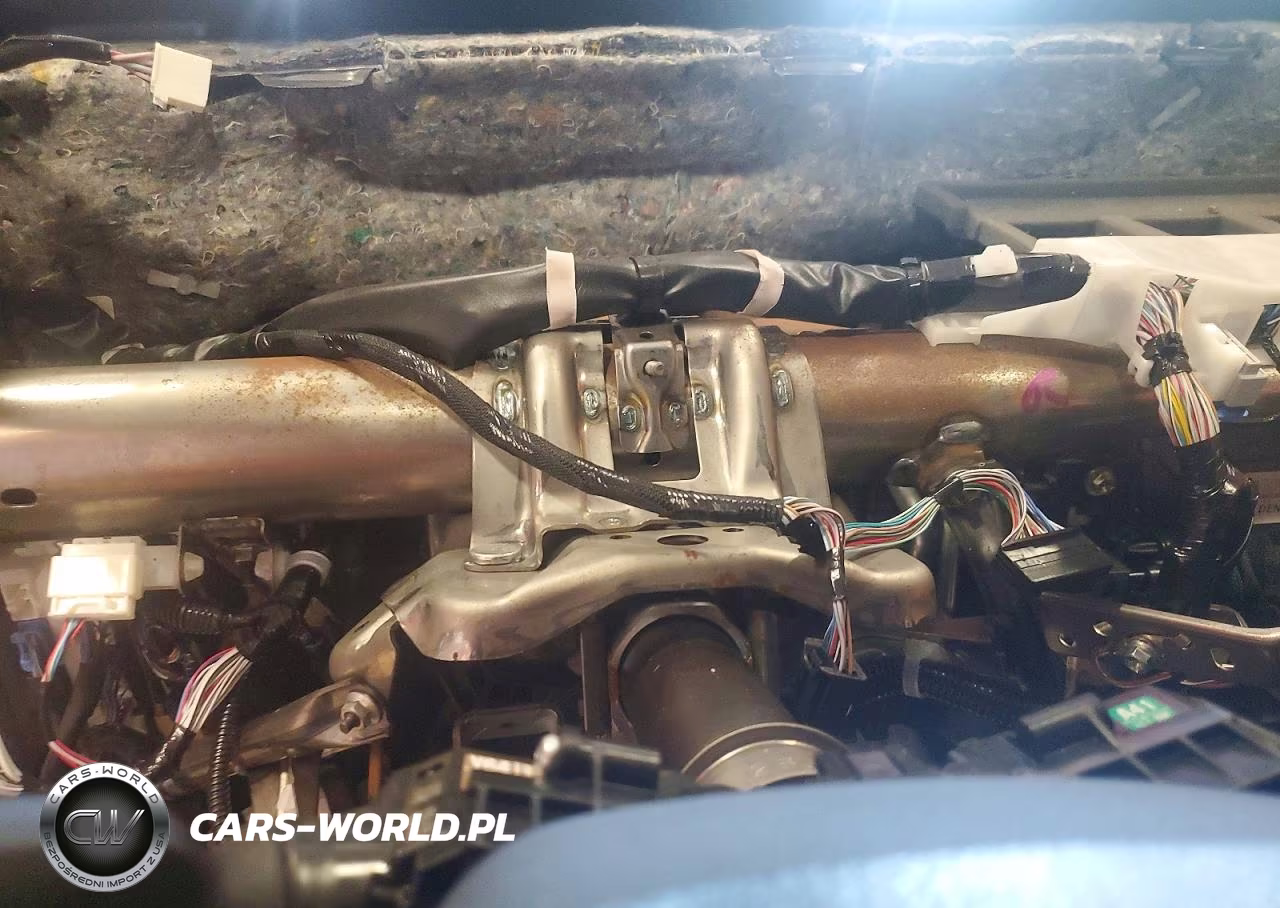 2019 Toyota Camry Le VIN:4T1B11HK1KU680399 - 9