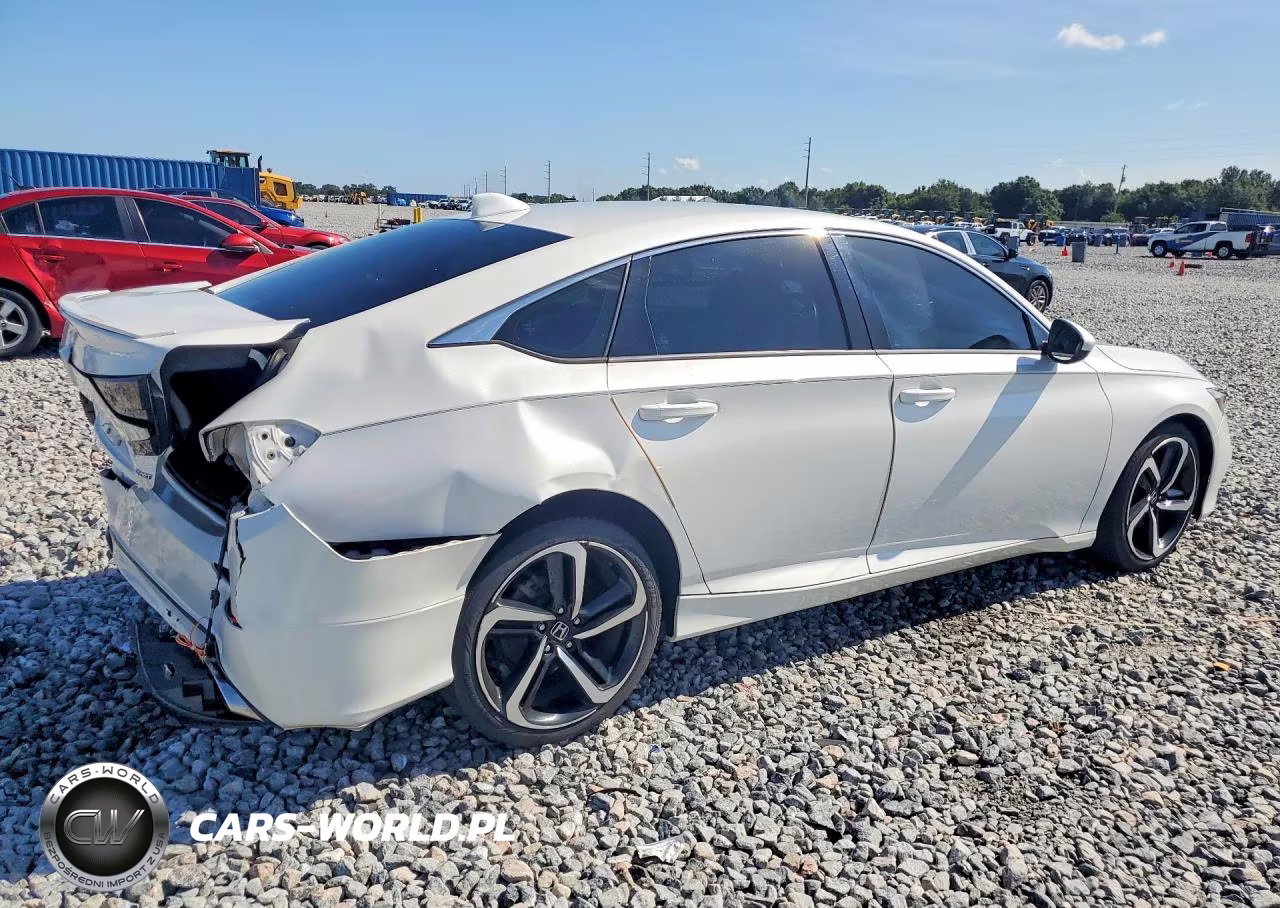 2018 Honda Accord Sport VIN:1HGCV1F31JA197411 - 3