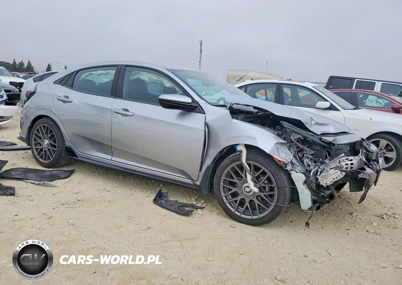 2018 Honda Civic Sport VIN:SHHFK7G41JU241010 - 4