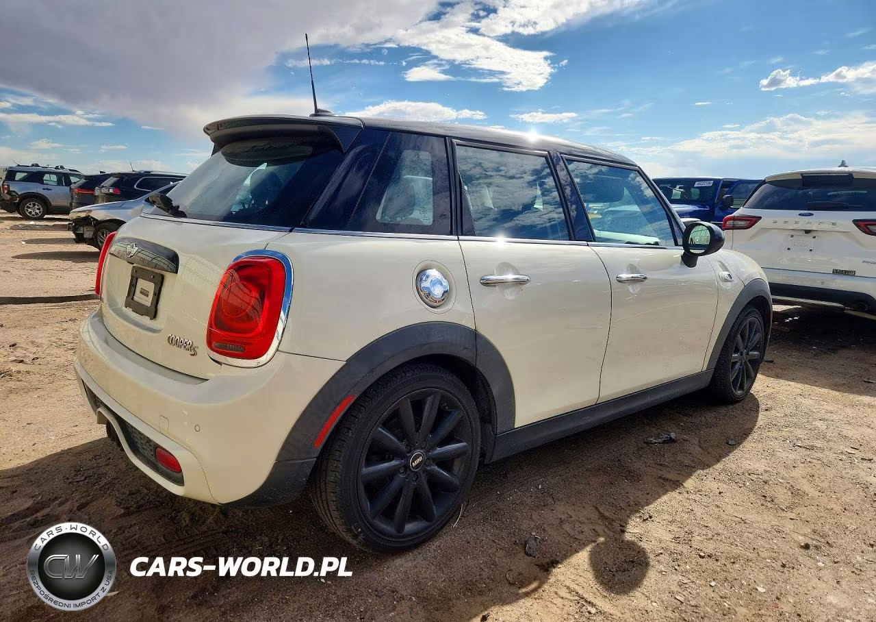 2015 Mini Cooper S VIN:WMWXU3C50F2B59142 - 3