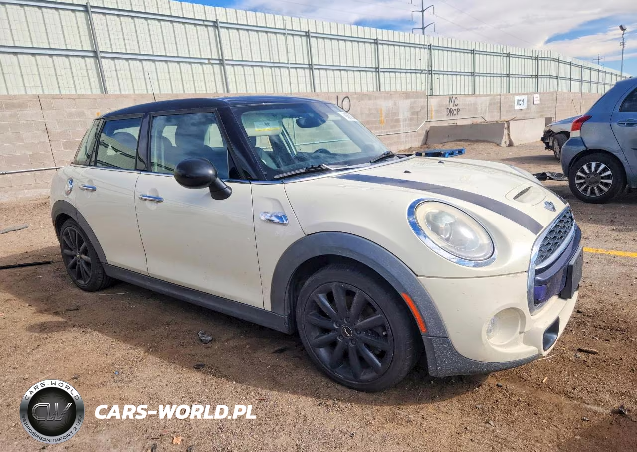 2015 Mini Cooper S VIN:WMWXU3C50F2B59142 - 4