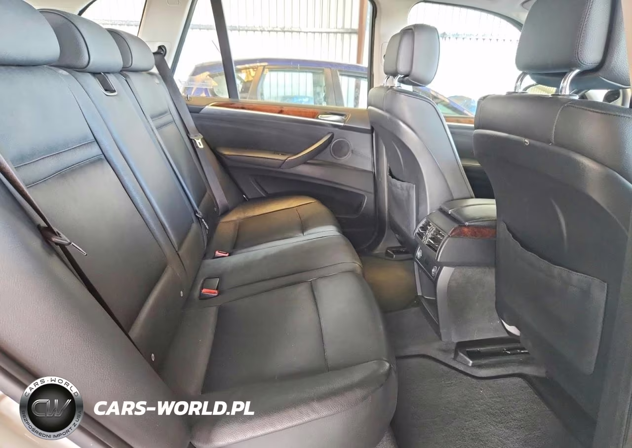 2011 BMW X5 xDrive35D VIN:5UXZW0C52BL656942 - 11