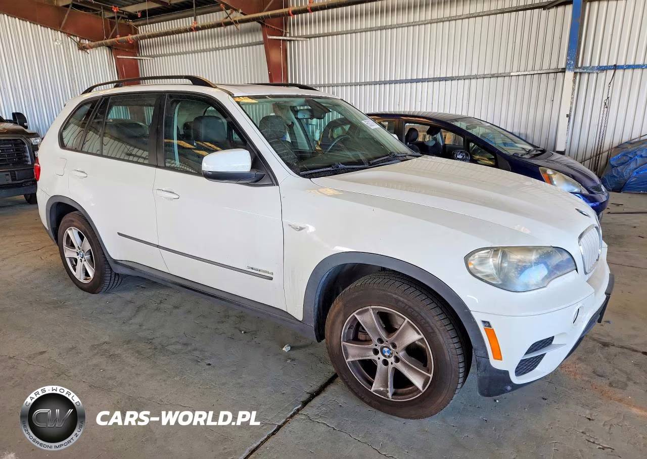 2011 BMW X5 xDrive35D VIN:5UXZW0C52BL656942 - 4