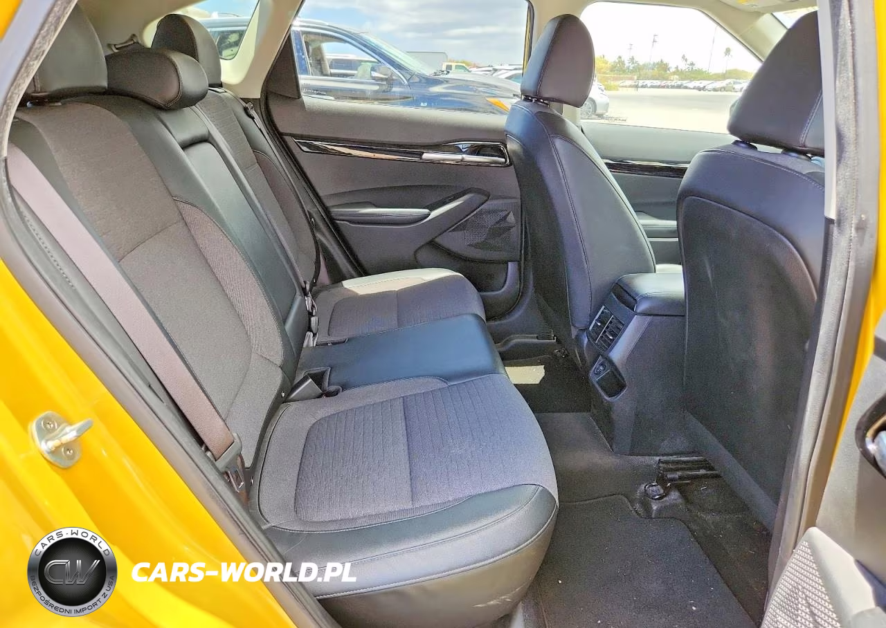 2022 Kia Seltos S VIN:KNDEU2AAXN7294633 - 11
