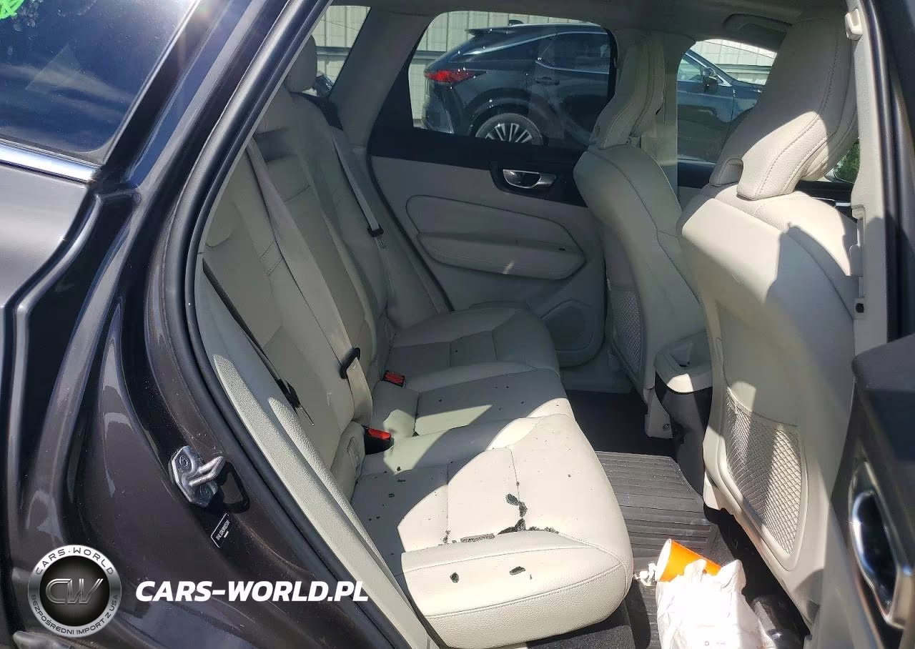 2022 Volvo Xc60 B5 Momentum VIN:YV4L12DK9N1925781 - 10