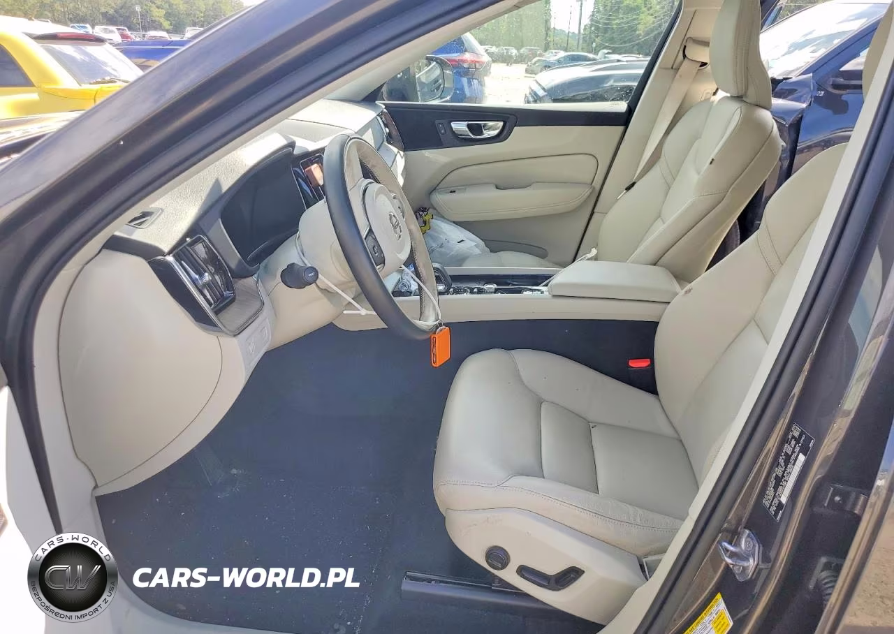 2022 Volvo Xc60 B5 Momentum VIN:YV4L12DK9N1925781 - 7
