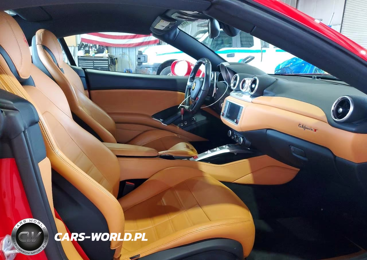2017 Ferrari California T VIN:ZFF77XJAXH0226117 - 10