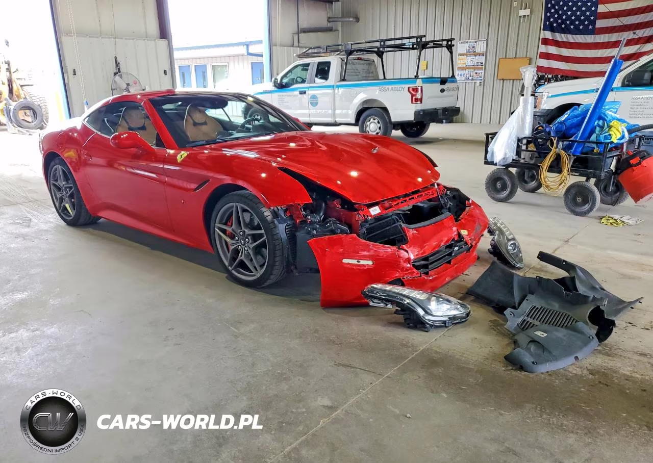 2017 Ferrari California T VIN:ZFF77XJAXH0226117 - 4