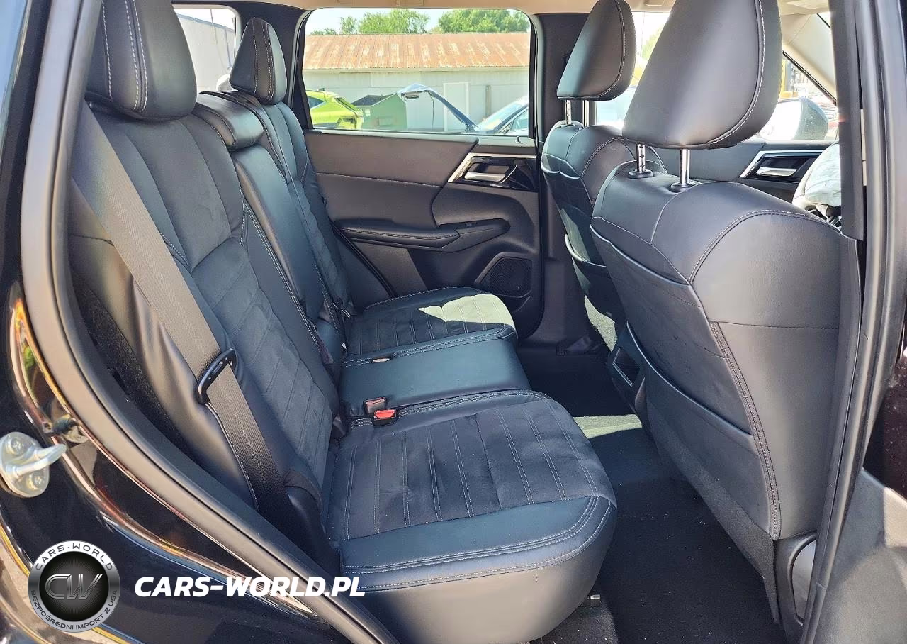 2023 Mitsubishi Outlander Se VIN:JA4J4UA86PZ008074 - 11