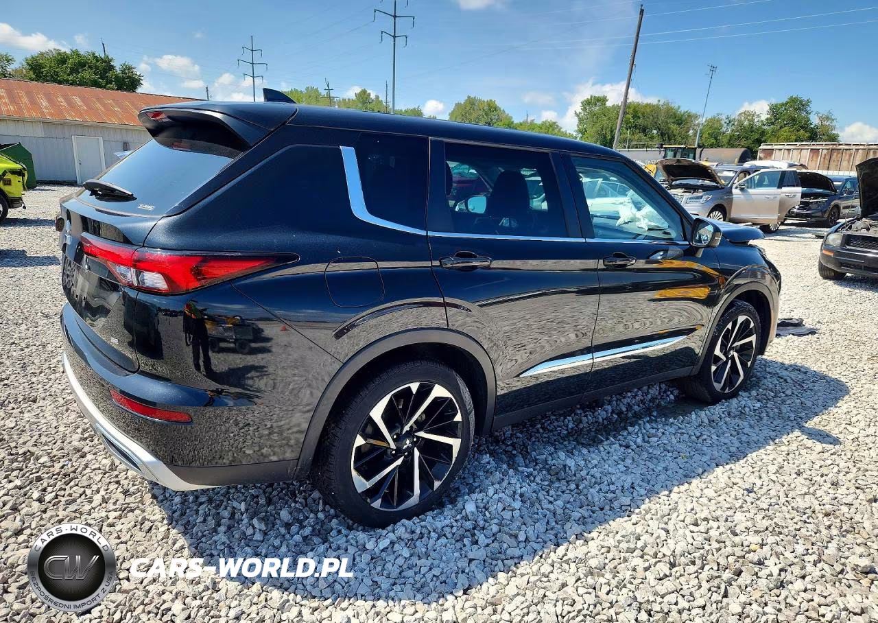 2023 Mitsubishi Outlander Se VIN:JA4J4UA86PZ008074 - 3